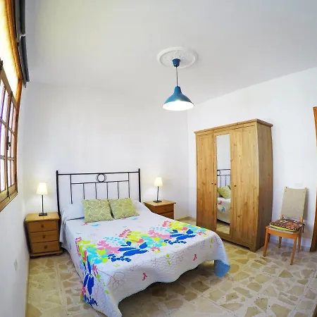 Huertas, En El Suculum * El Meson